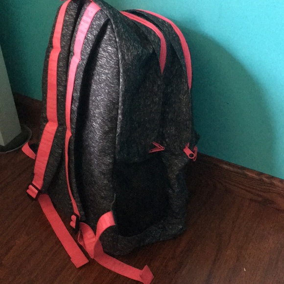 PINK Backpack - Picture 4 of 8